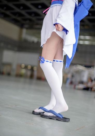 风流艳妇