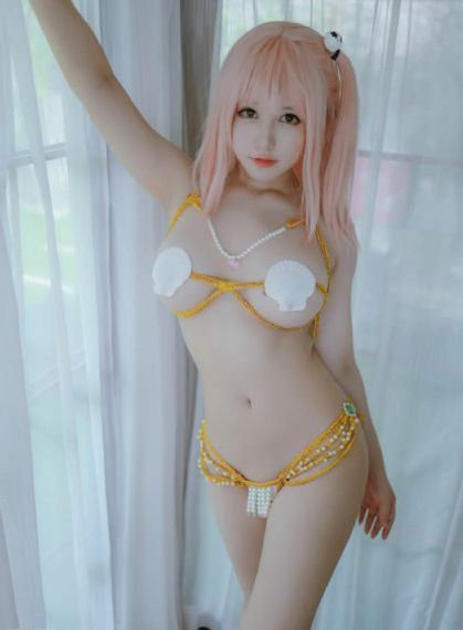 演员张新成