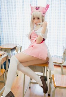 蜜桃成熟3d