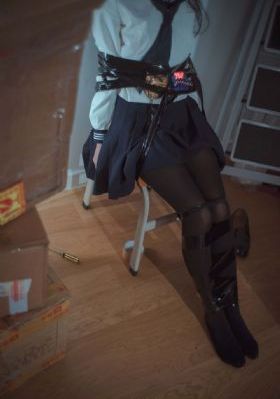 女子迪士尼上厕所超时崩溃大哭
