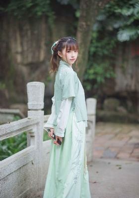 立加羽念什么